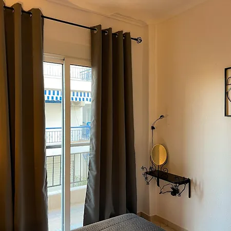 Cosy Summer Retreat Case de vacanță *